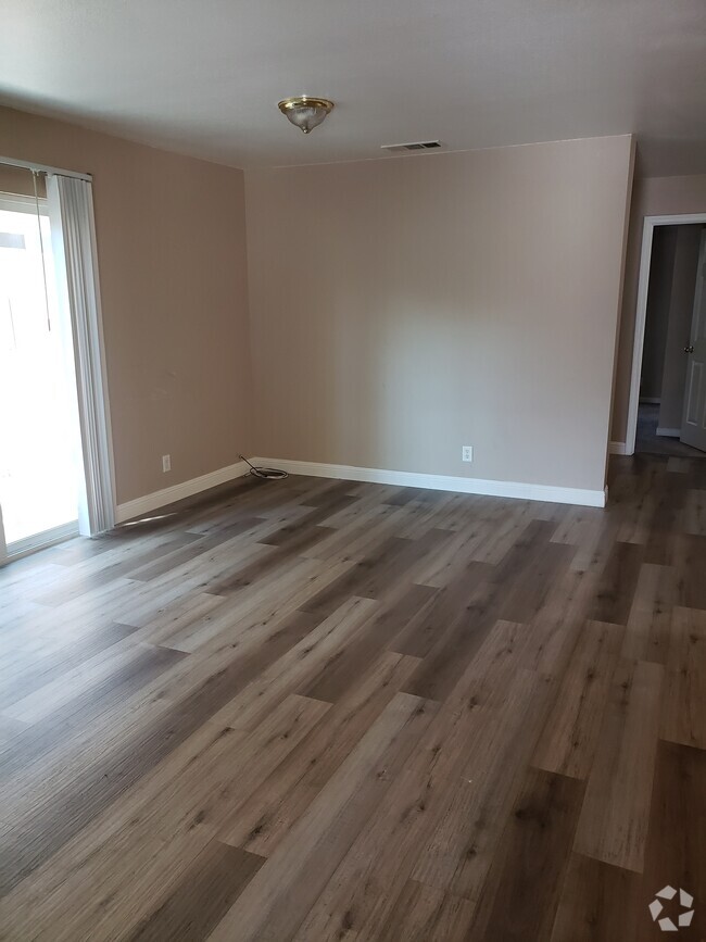 Building Photo - 3857 Lexar Dr Rental