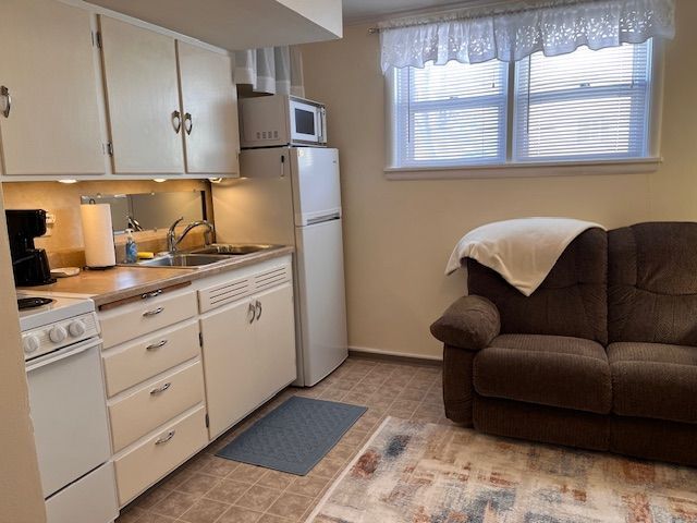 Photo - 908 N 12th St Unidad One Bedroom