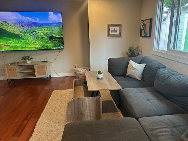 Photo - "Charming 3-Bed Sanctuary in Concord with 2 Full Baths - 1350 Sq Ft of Comfort!"
