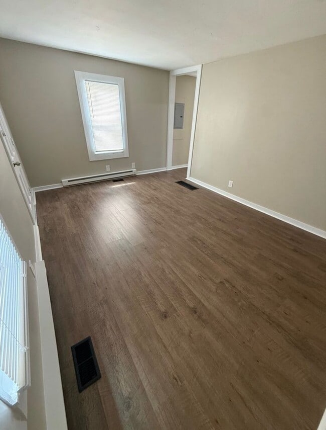 Photo - 714 Golfview Dr