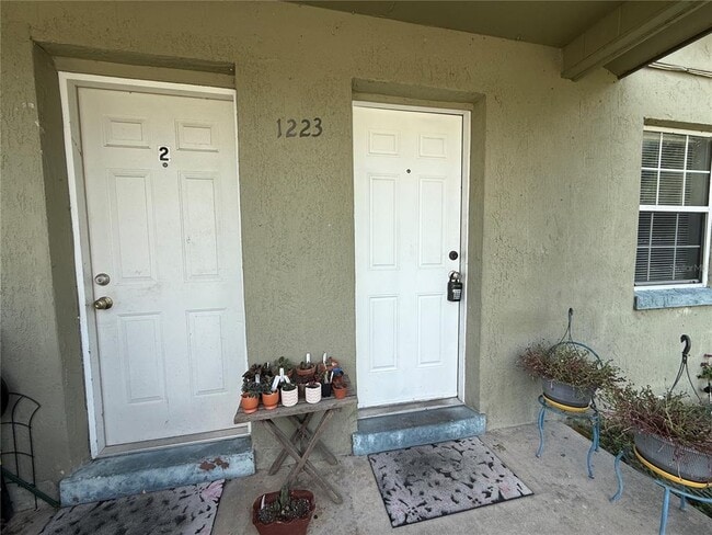 Photo - 1223 Ave L
