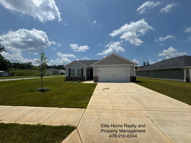 Building Photo - 140 Lochwolde Dr Rental