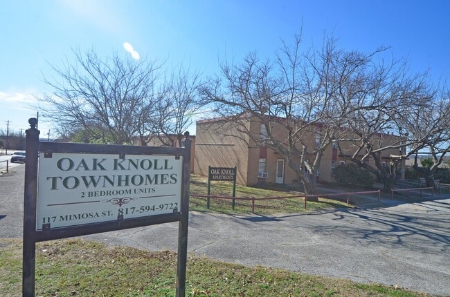 Oak Knoll Apartments - Oak Knoll Apartments