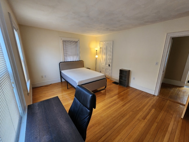 66 Brook St Unit 2