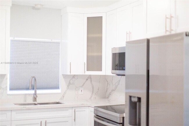 Photo - 624 Westward Dr