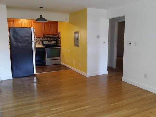 Photo - 12 Commonwealth Ct Unit 15