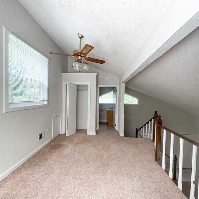 Photo - 1464 Pine St Unidad A