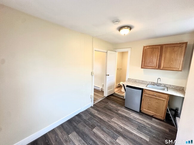 Photo - 1431 Bank St Unit 1B