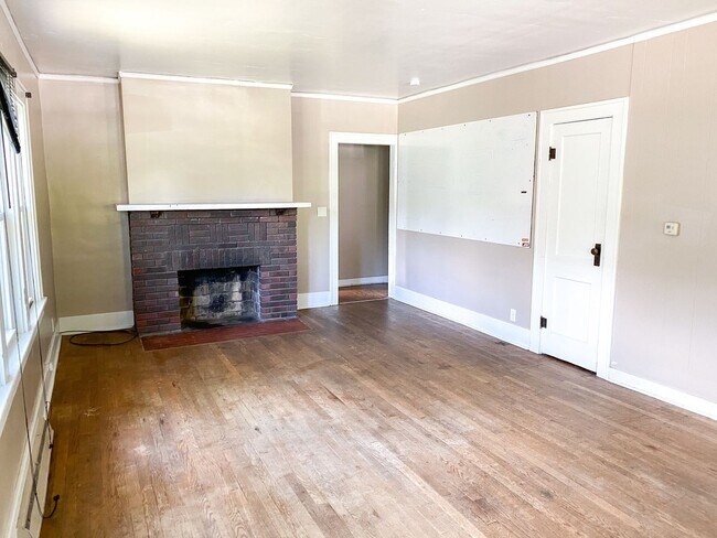 Photo - 203 Quincey St Unit 1