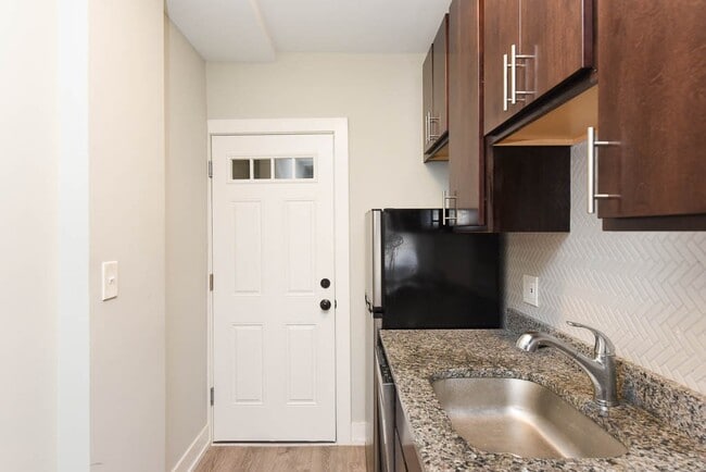 Photo - 725 W Brompton Ave Unit 40