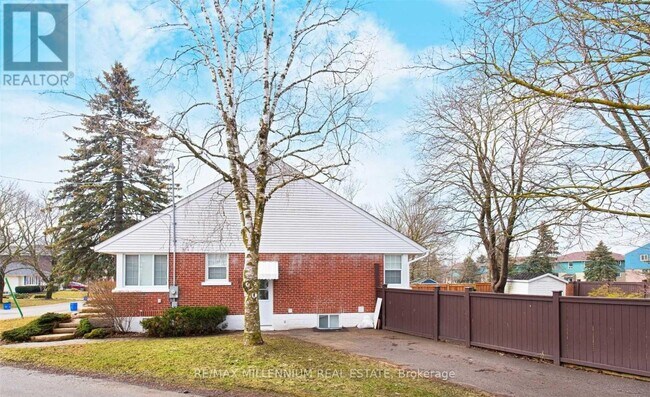 Photo - 147 Burkholder St