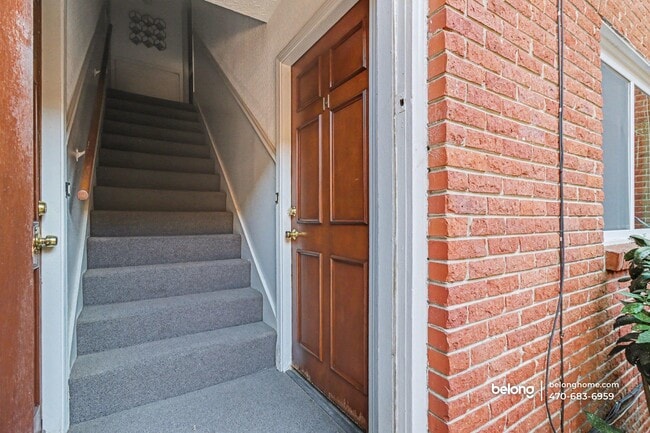 Photo - 1822 N Rock Springs Rd NE Unit 11