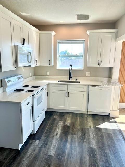 Photo - 3102 E 7th Ave