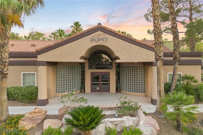 Building Photo - 9325 W Desert Inn Rd Unit 190