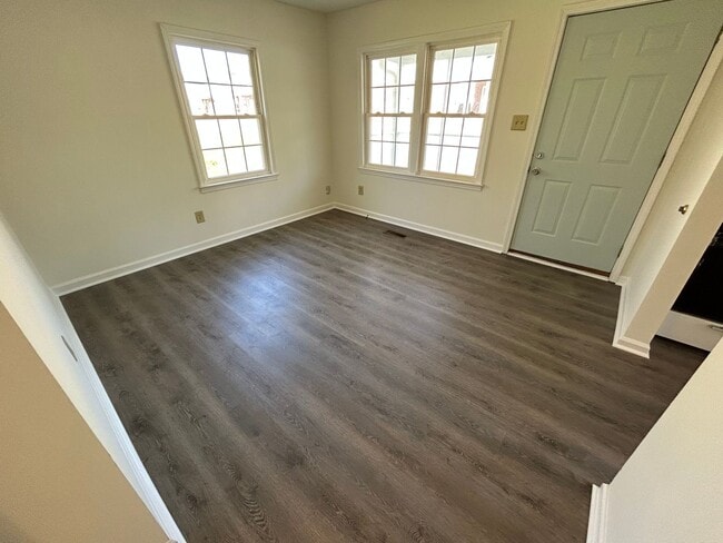 Photo - Updated 2/1 House in South Rome $995