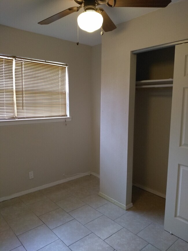 Photo - 6917 Alto Rey Ave Apt A