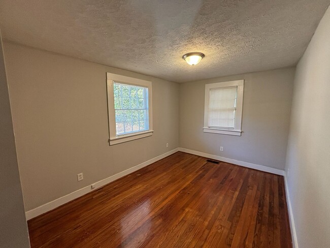 Photo - 2218 Camille Dr Unit 1