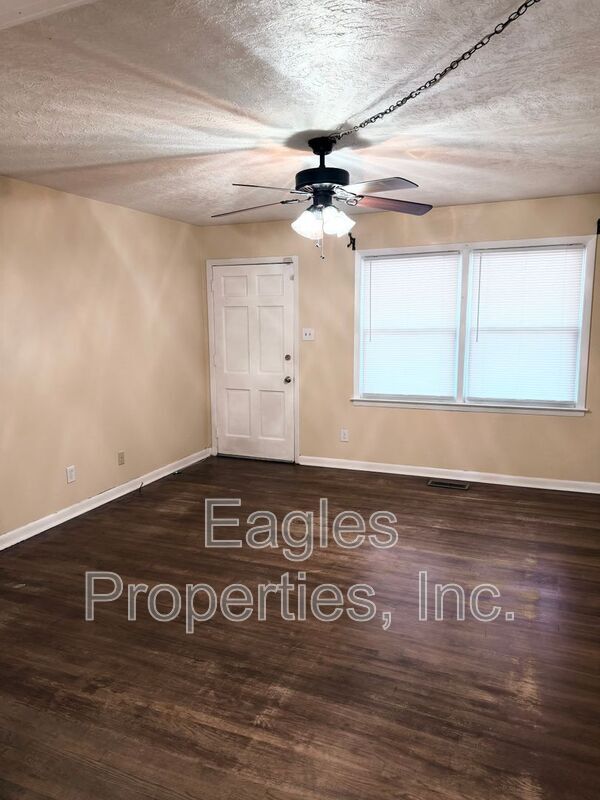 Photo - 224 Herbert St