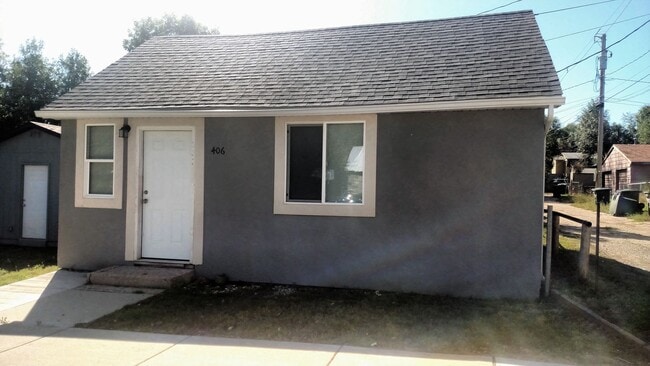 Building Photo - 1 Bedroom 1 Bathroom House For Rent