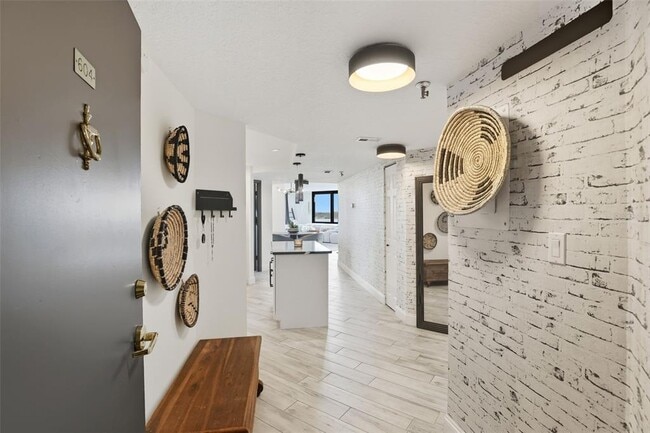 Photo - 400 E Colonial Dr Unidad 604