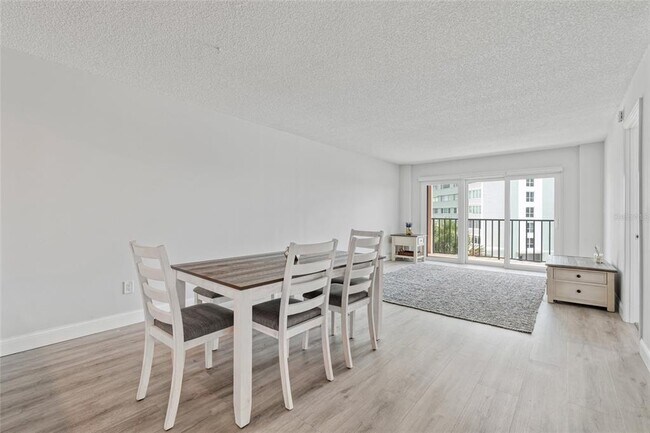 51 Island Way Unit 411