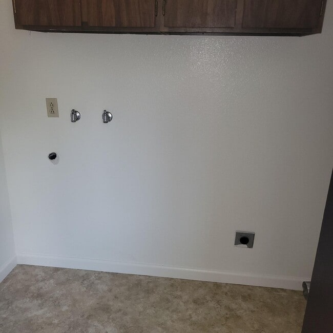 Photo - Goeco, Inc-PM-018-0013-533-535 Unit 535