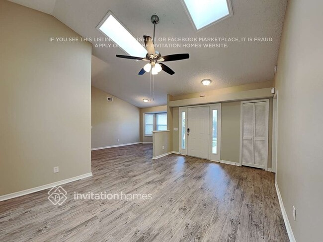 Photo - 20209 Macon Pkwy