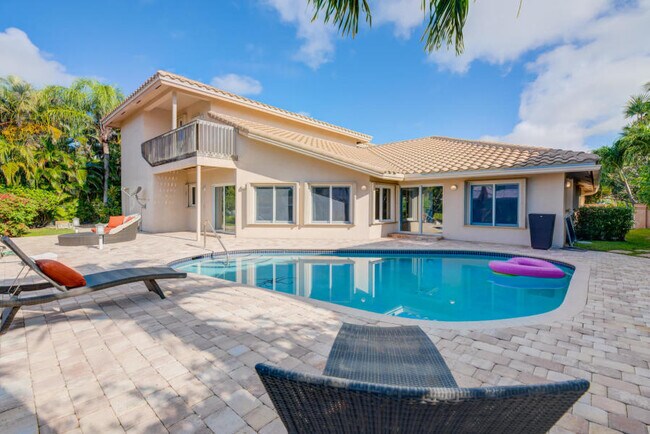 Photo - 550 Phillips Dr