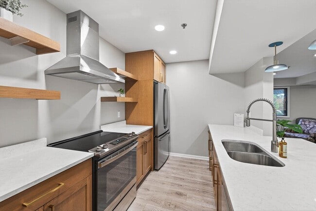 Building Photo - Oak Pointe Apartments