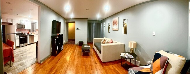 Photo - 9000 S Wabash Ave