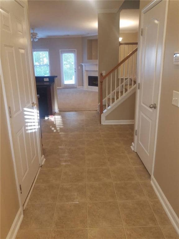 Photo - 121 Red Barn Ln