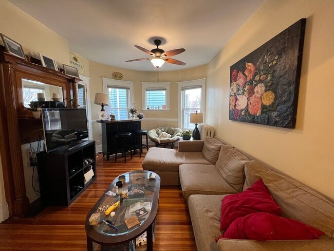 Photo - 121 Liberty Rd Unit Apartment #3