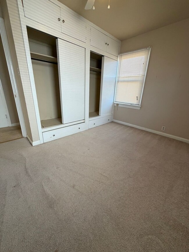 Photo - 1225 W Main St