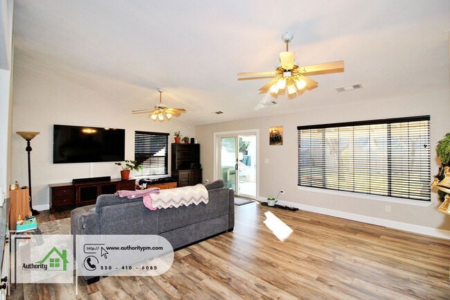 Photo - 11540 Vista Del Rio