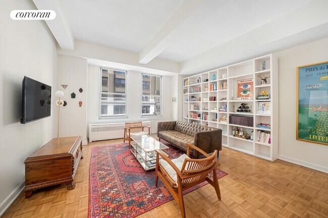 Photo - 425 Park Ave S