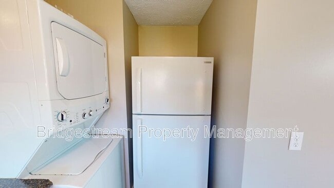 Photo - 4451 Mahler Dr