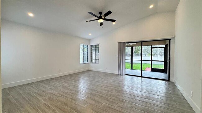 Photo - 3700 NW 19th St