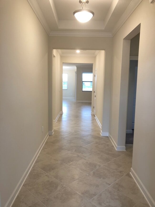 Photo - Lakefront Single Story 3/2 Home FREE washer dryer, Internet, Cable and Phone