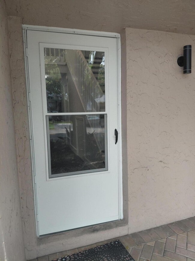 Photo - 2147 Discovery Cir W