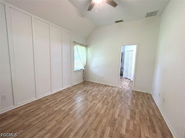 Photo - 1090 Wood Dr
