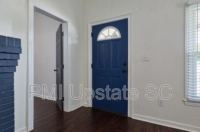 79 Allen St