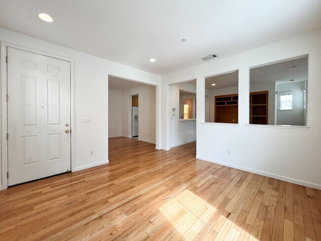 Photo - South Napa Three Bedroom House