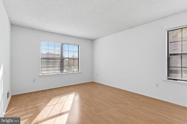 Photo - 30 Voscek Ct Unit 30 Voscek