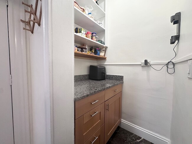 Photo - 139 Beaconsfield Rd Unit 1-B