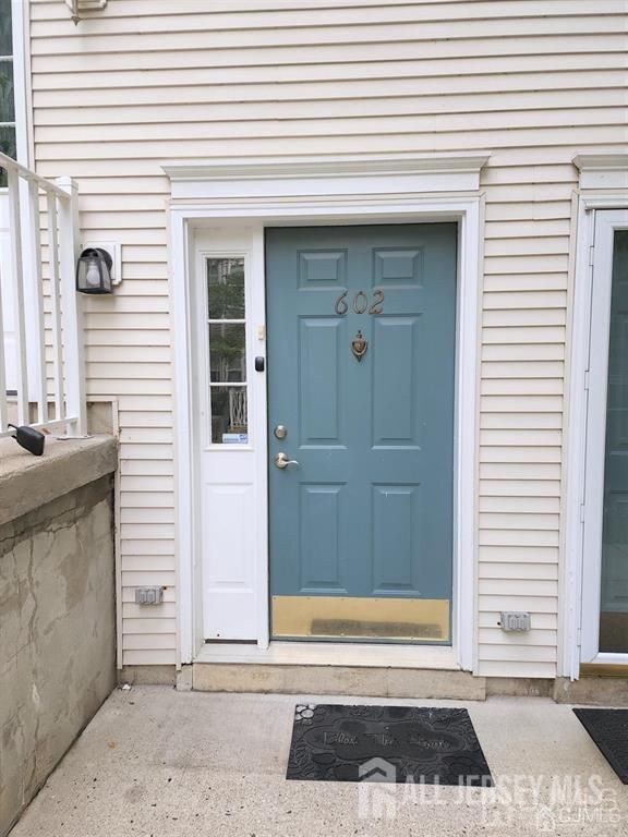 Photo - 602 Cypress Ln