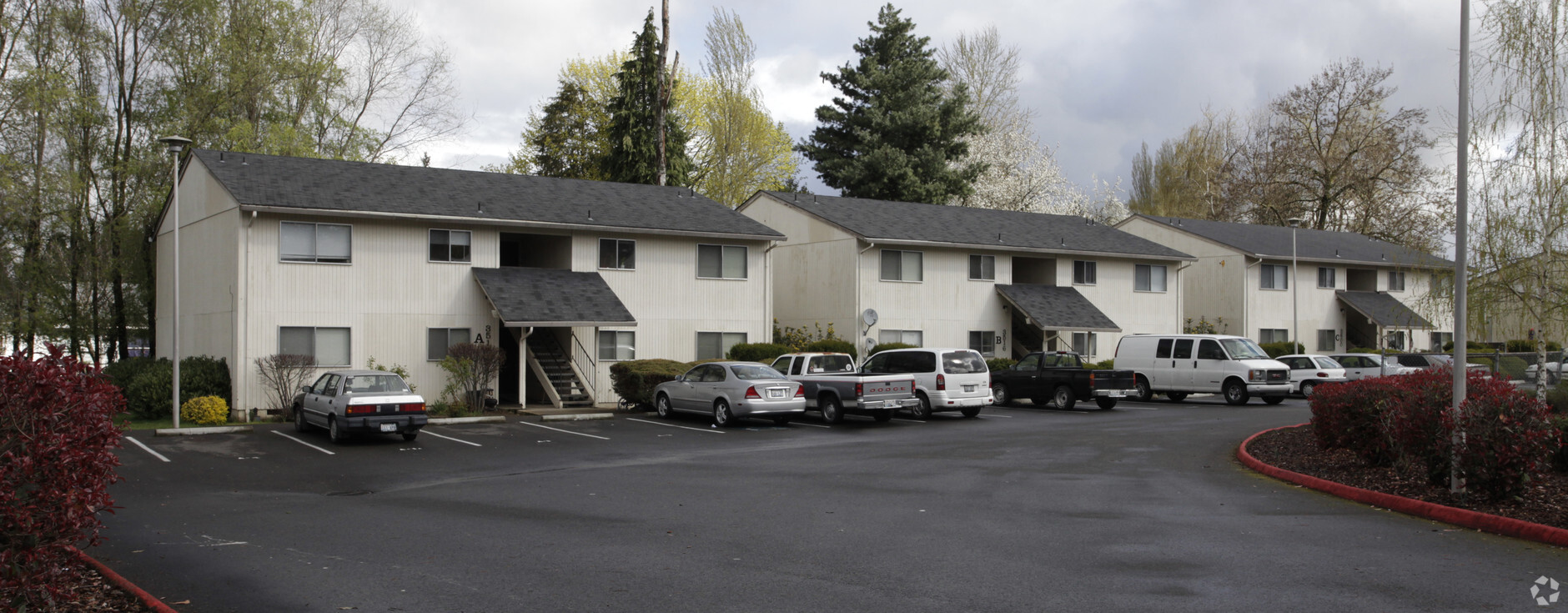 Willow Brook Apartments - Willow Brook Apartments