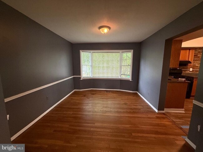 Building Photo - 6811 Nashville Rd Rental