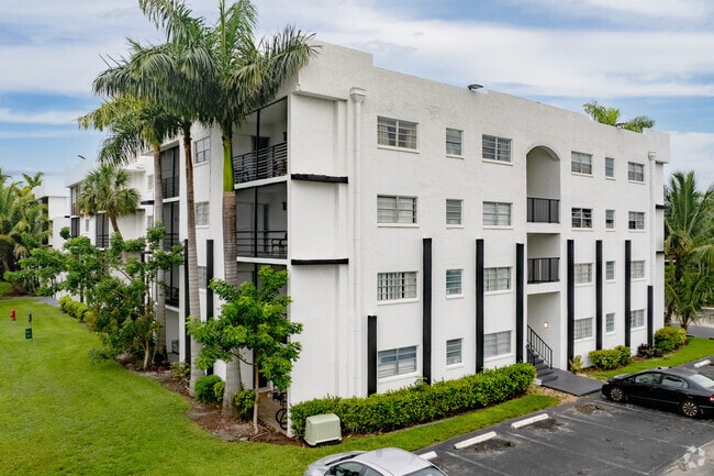 The Luxe at Boca II