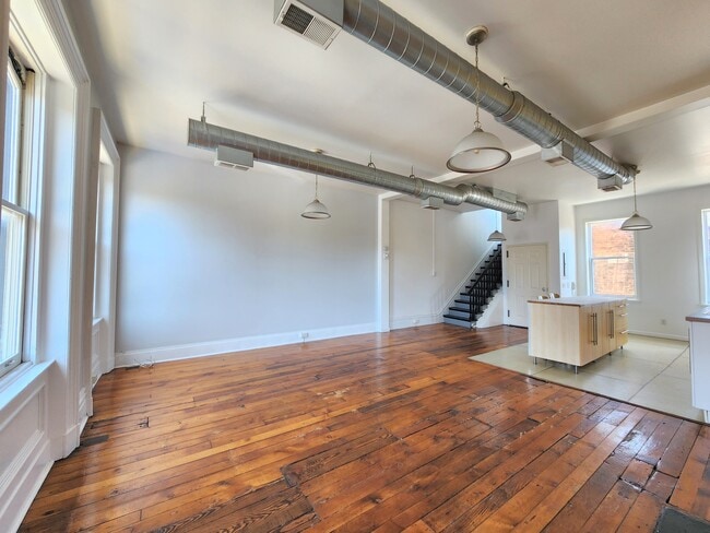 Photo - 5166 Butler St Unit 1