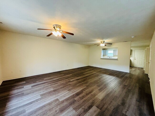1417 Jennifer Dr